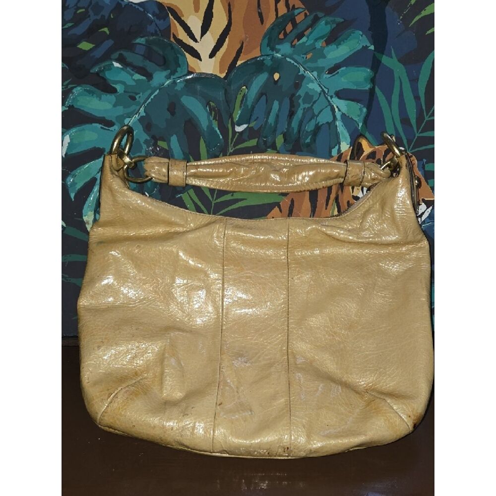 Coach Tan Leather Hobo Bag with Gold Hardware - Picture 8 of 9